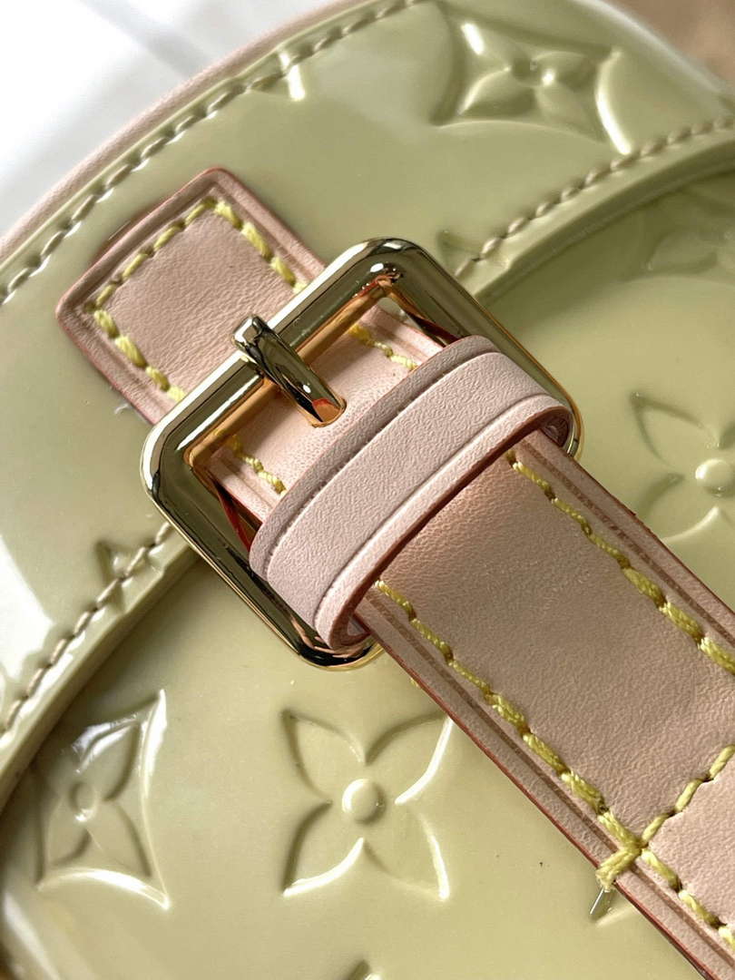 LV M24099 Louis Vuitton Astor Monogram Vernis Bag Yellow - Default Title - View 6