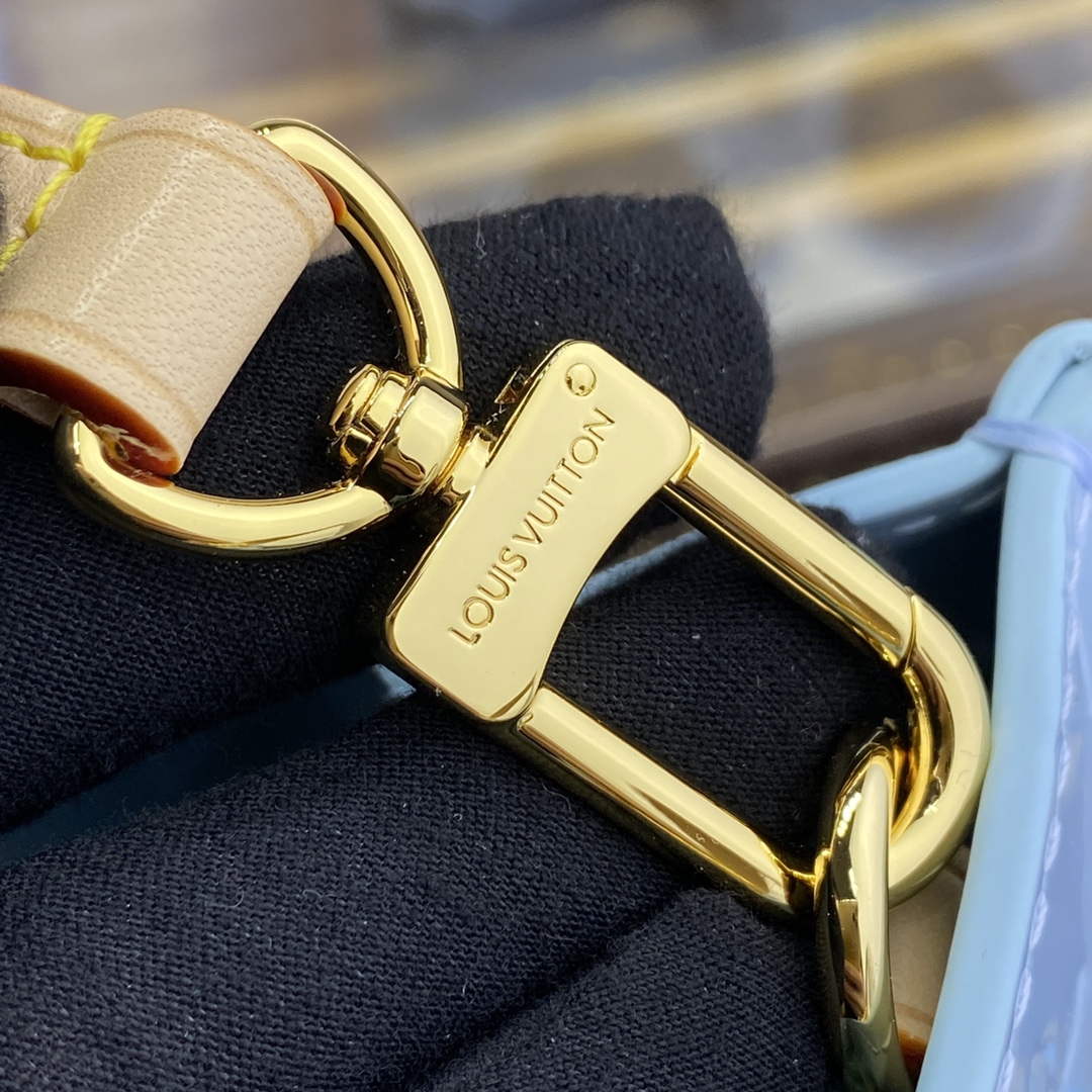 LV M24144 Louis Vuitton Reade PM Bag Sky Blue - Default Title - View 7