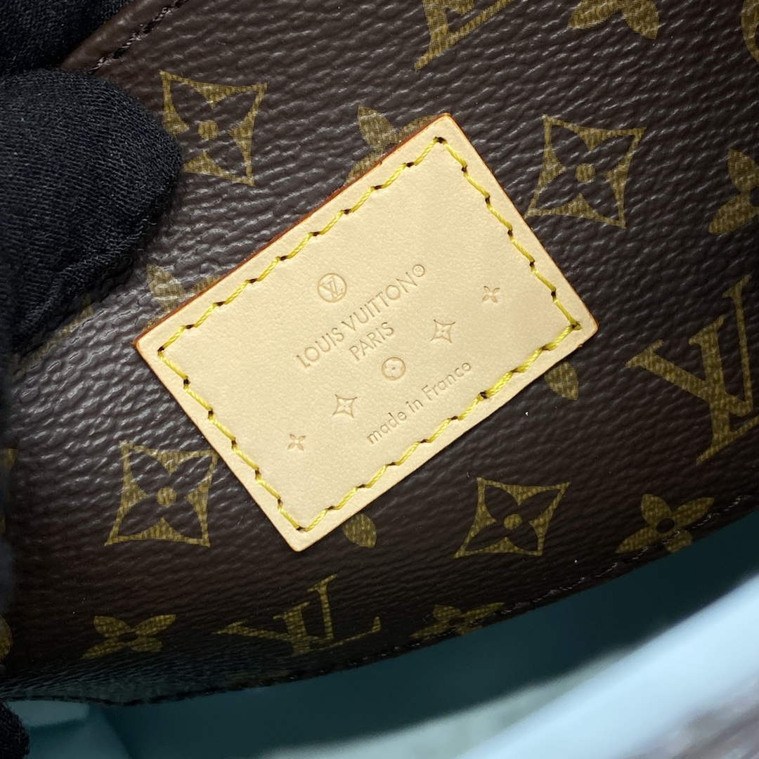 LV M24144 Louis Vuitton Reade PM Bag Sky Blue