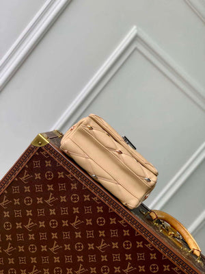 LV M24151 Louis Vuitton GO-14 MM Handbag Beige - Default Title - View 4