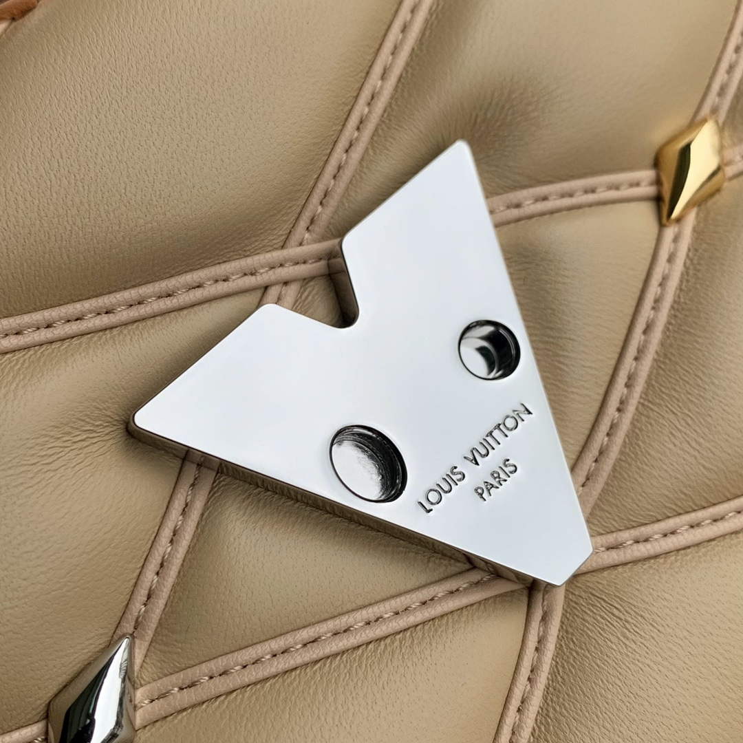 LV M24151 Louis Vuitton GO-14 MM Handbag Beige - Default Title - View 7
