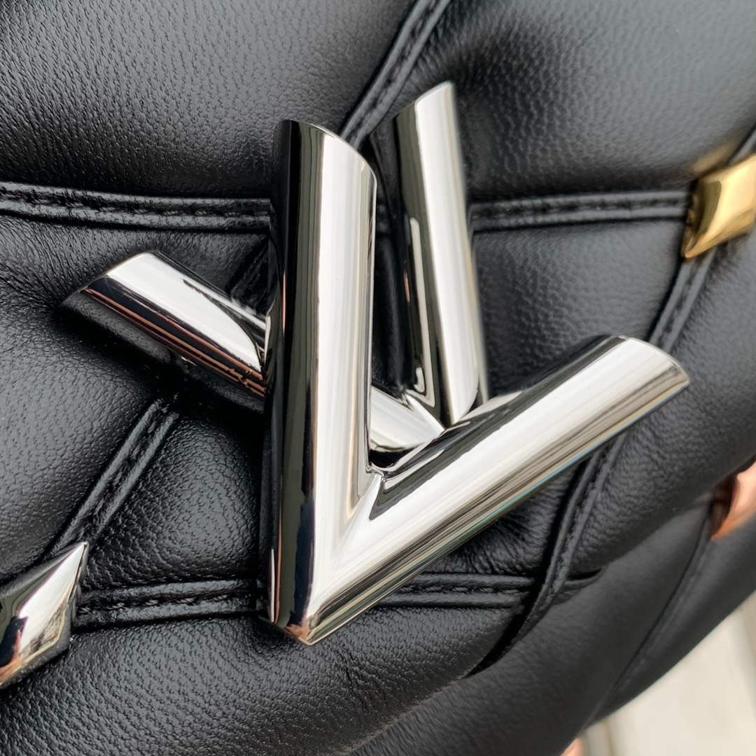 LV M24151 Louis Vuitton GO-14 MM Handbag Black