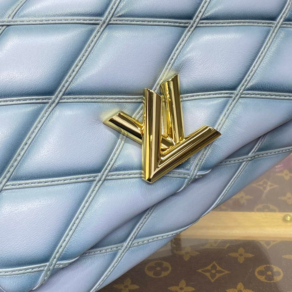LV M24186 Louis Vuitton GO-14 MM Bag Foam Grey