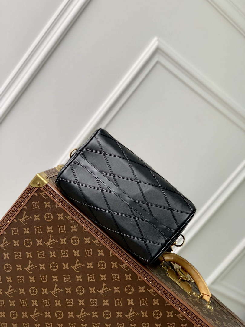 LV M24206 Louis Vuitton Speedy Bandouliere 25 Handbag Black