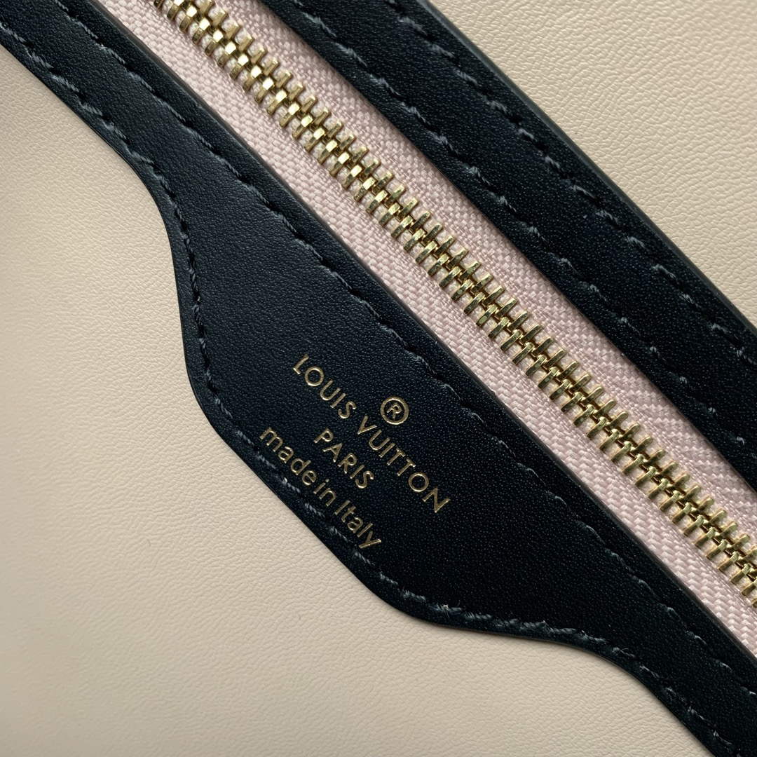 LV M24206 Louis Vuitton Speedy Bandouliere 25 Handbag Black