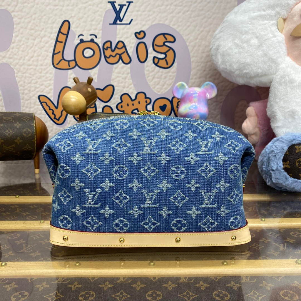 LV M24317 Louis Vuitton Pochette Cosm¨¦tique GM Blue