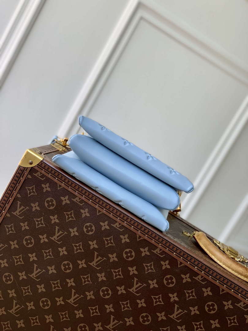 LV M24338 Louis Vuitton Coussin BB Handbag Blue