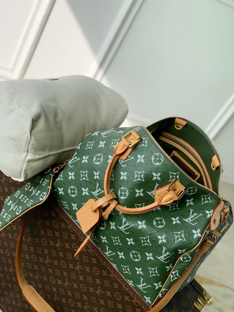 LV M24417 Louis Vuitton Speedy P9 Bandouliere 40 Bag Dark Green Ostrich Pattern