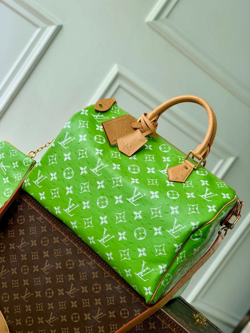 LV M24417 Louis Vuitton Speedy P9 Bandouliere 40 Bag Green Ostrich Pattern