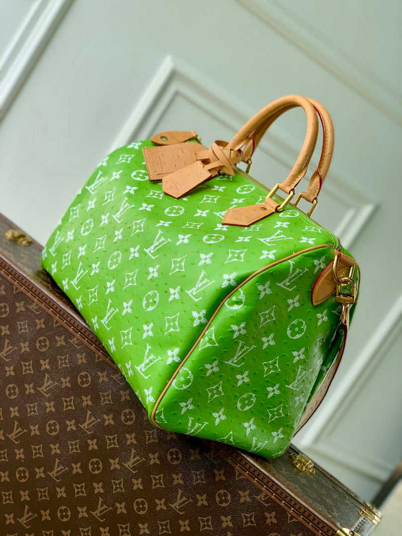 LV M24417 Louis Vuitton Speedy P9 Bandouliere 40 Bag Green Ostrich Pattern