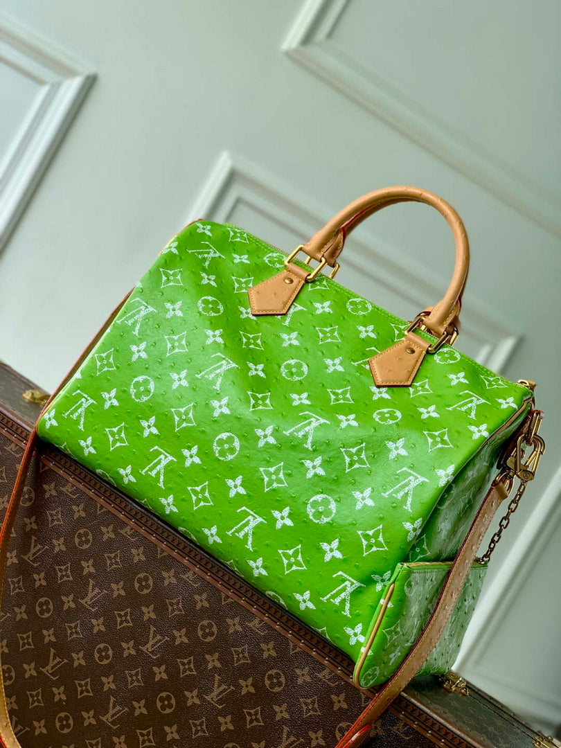 LV M24417 Louis Vuitton Speedy P9 Bandouliere 40 Bag Green Ostrich Pattern