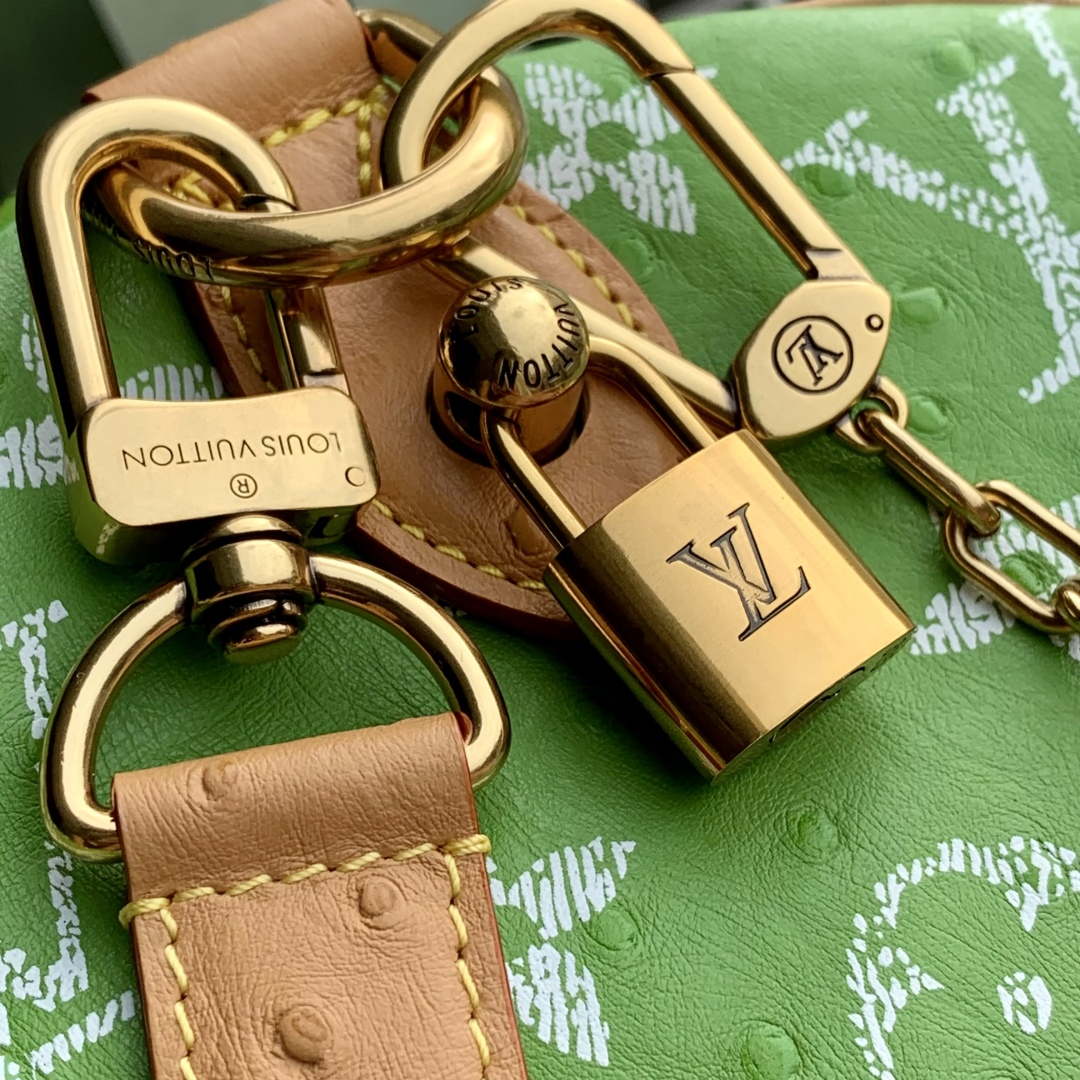 LV M24417 Louis Vuitton Speedy P9 Bandouliere 40 Bag Green Ostrich Pattern