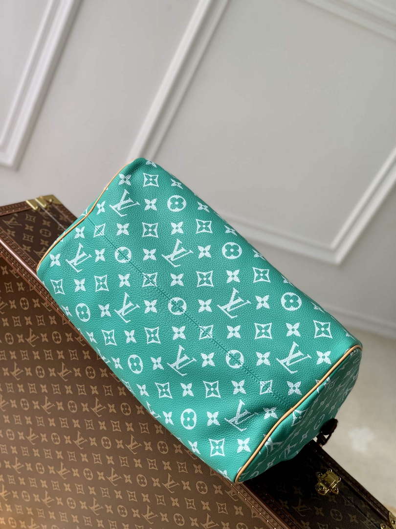 LV M24417 Louis Vuitton Speedy P9 Bandouliere 40 Bag Monogram Leather Light Green - Default Title - View 4