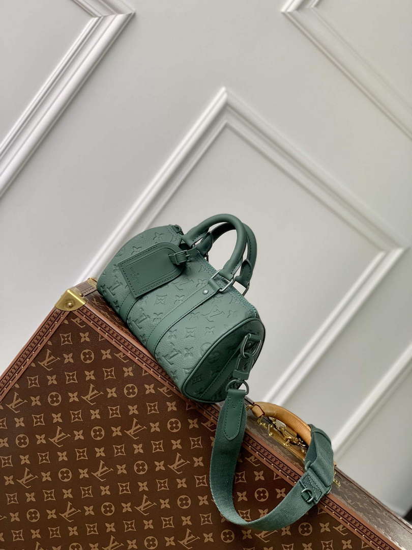 LV M24432 Louis Vuitton Keepall Bandouliere 25 Bag Forest Green