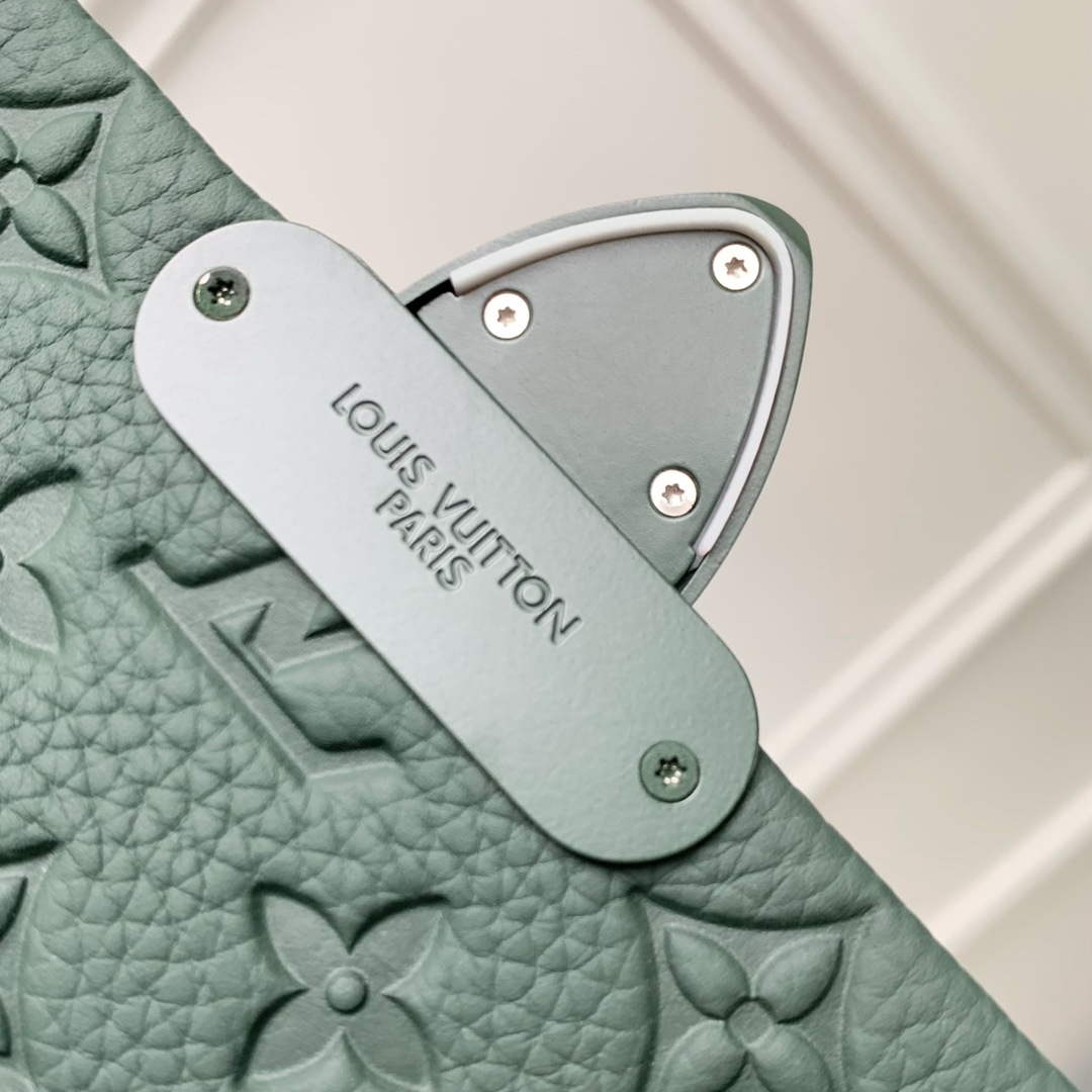 LV M24439 Louis Vuitton S-Cape Messenger Bag Forest Green - Default Title - View 7