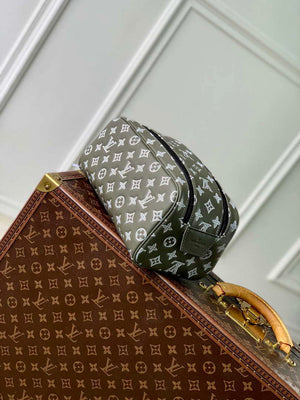 LV M12651  Louis Vuitton Locker Dopp Kit Monogram Shadow Green - Default Title - View 2