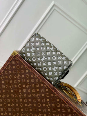 LV M12651  Louis Vuitton Locker Dopp Kit Monogram Shadow Green - Default Title - View 4
