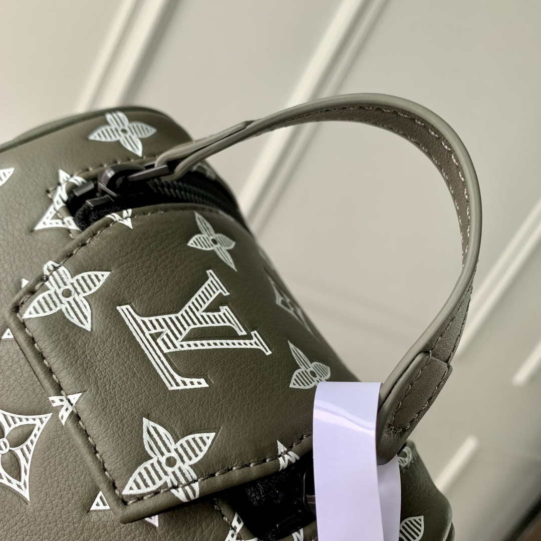 LV M12651  Louis Vuitton Locker Dopp Kit Monogram Shadow Green - Default Title - View 6