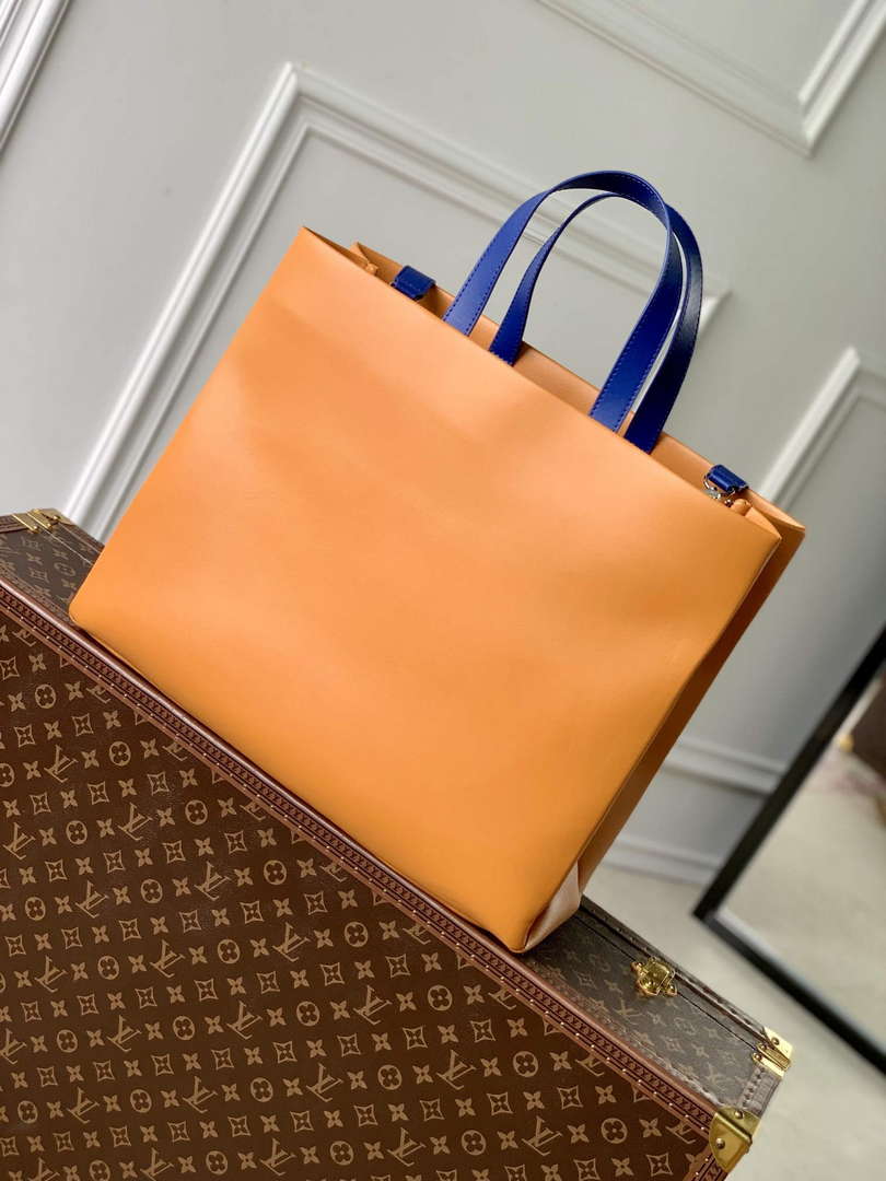 LV M24457 Louis Vuitton Shopper Tote MM Bag Safran
