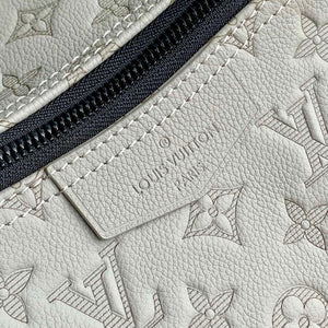 LV M24468 Louis Vuitton Hobo Hamac Bag Sand - Default Title - View 7