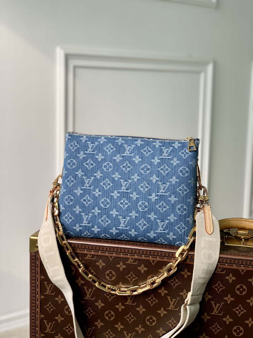 LV M24564 Louis Vuitton Coussin PM Handbag lambskin Navy Blue - Default Title - View 1