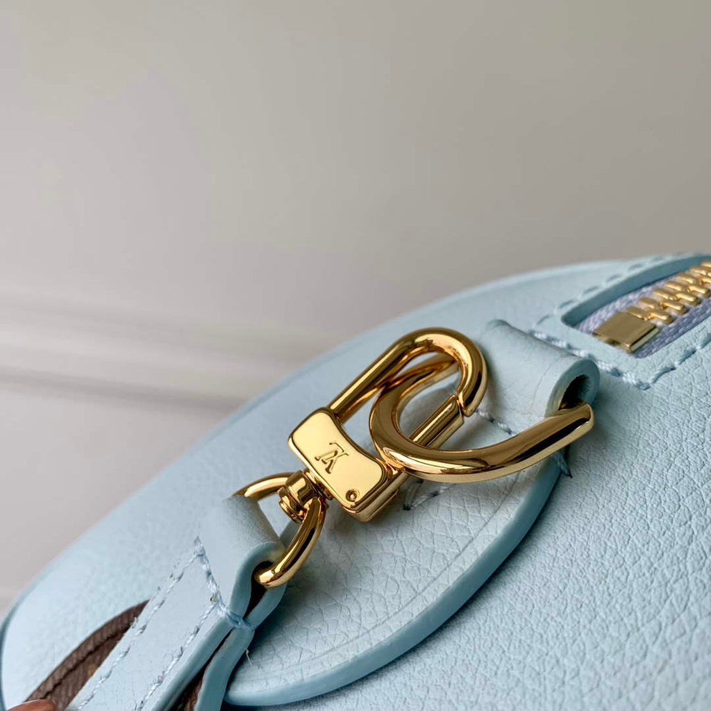 LV M24604 Louis Vuitton SPEEDY 18 LV&I Calf Leather Handbag Olympic Blue