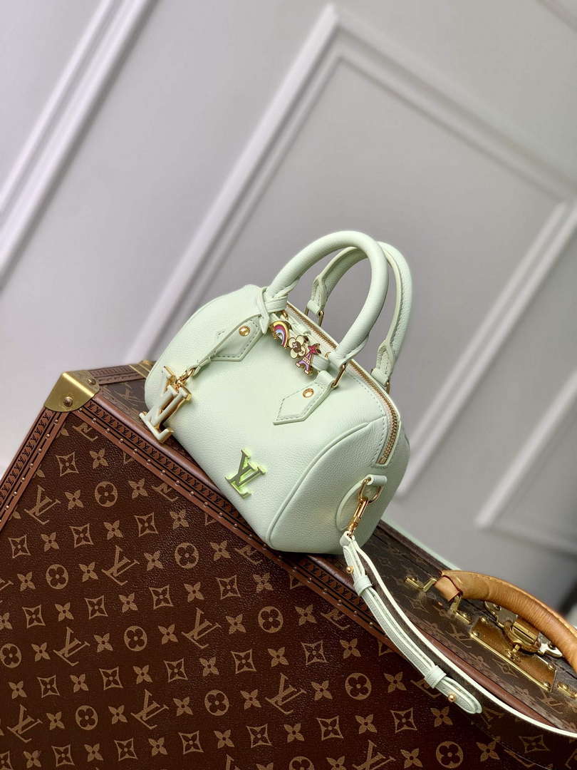 LV M24605 Louis Vuitton SPEEDY 18 LV&I Calf Leather Handbag Matcha Green - Default Title - View 2