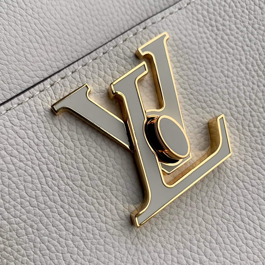 LV M24638 Louis Vuitton Lock and Walk Bucket Bag Quartz - Default Title - View 5