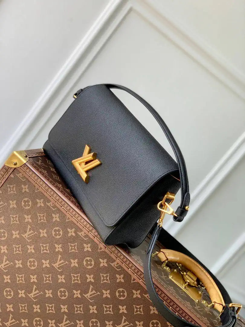 LV M24639 Louis Vuitton Soft Twist Black
