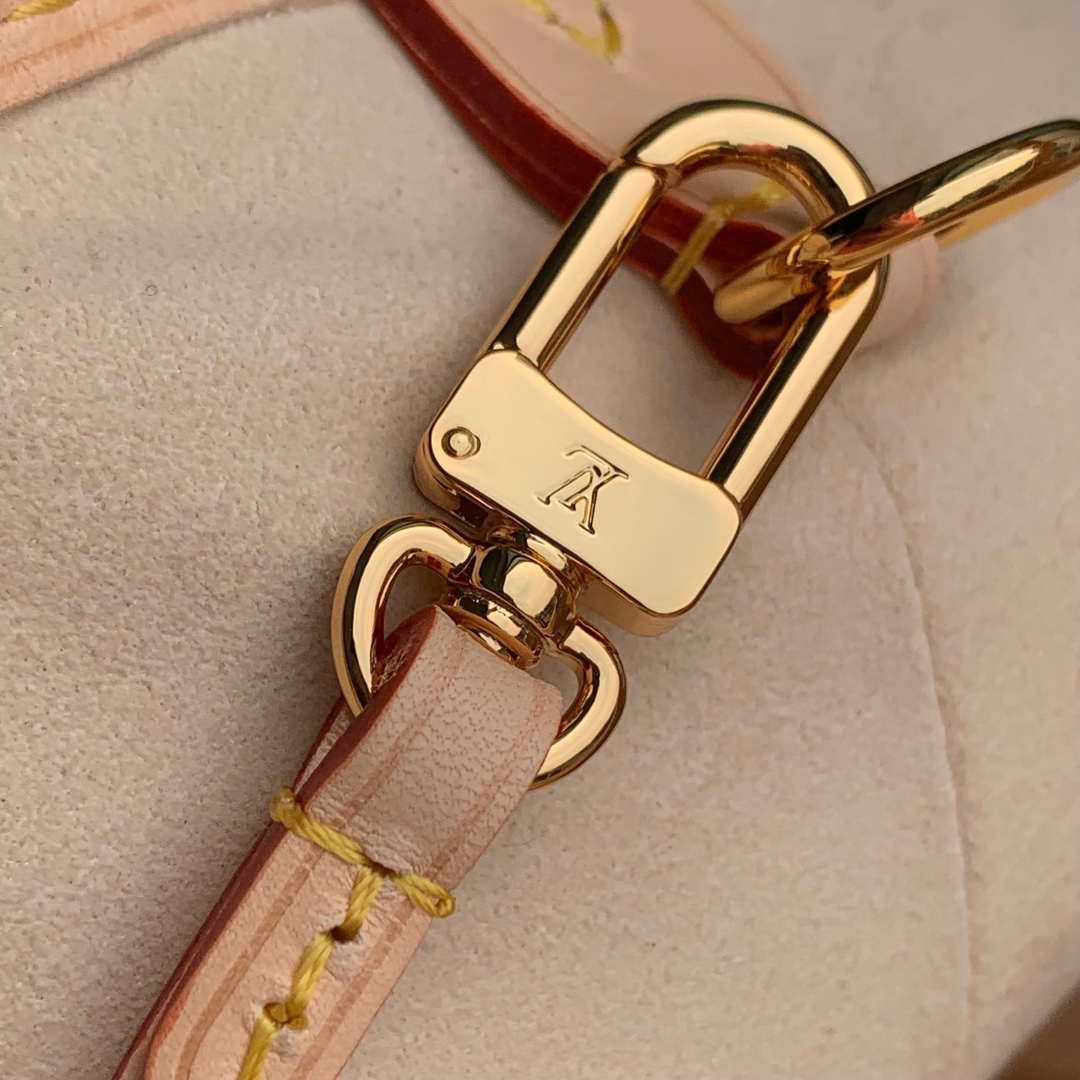 LV M13661 Louis Vuitton LX x TM CarryAll PM Bag Multicolor
