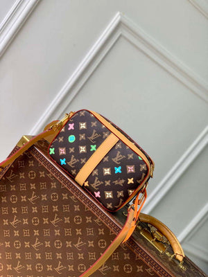 LV M24820 Louis Vuitton Envelope Messenger Cross-body Bag Chocolate - Default Title - View 3