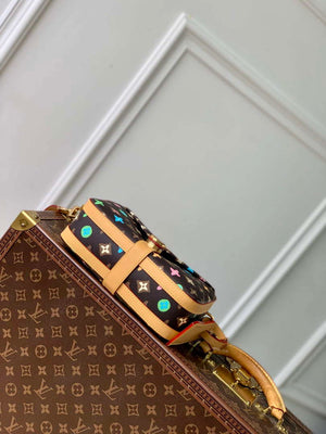 LV M24820 Louis Vuitton Envelope Messenger Cross-body Bag Chocolate - Default Title - View 4