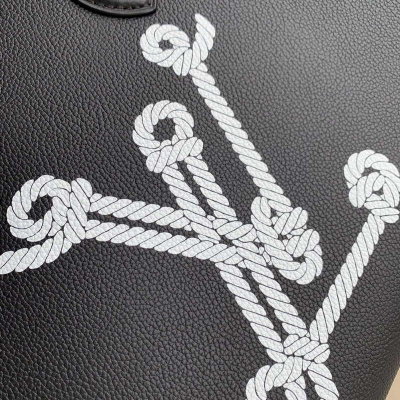 LV M24834 Louis Vuitton OnTheGo MM Bag Black