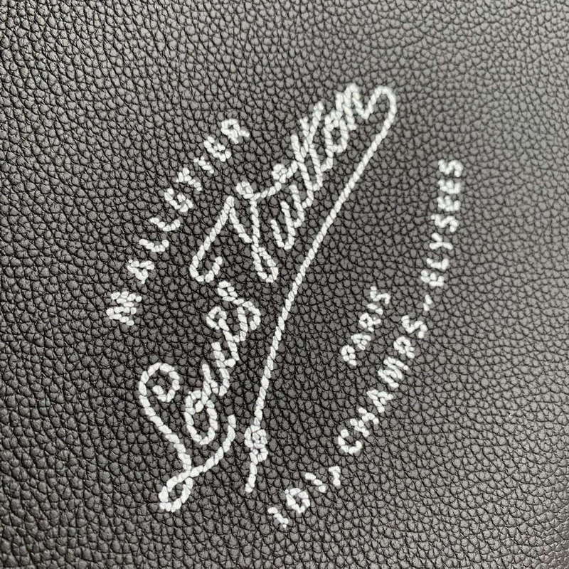 LV M24834 Louis Vuitton OnTheGo MM Bag Black