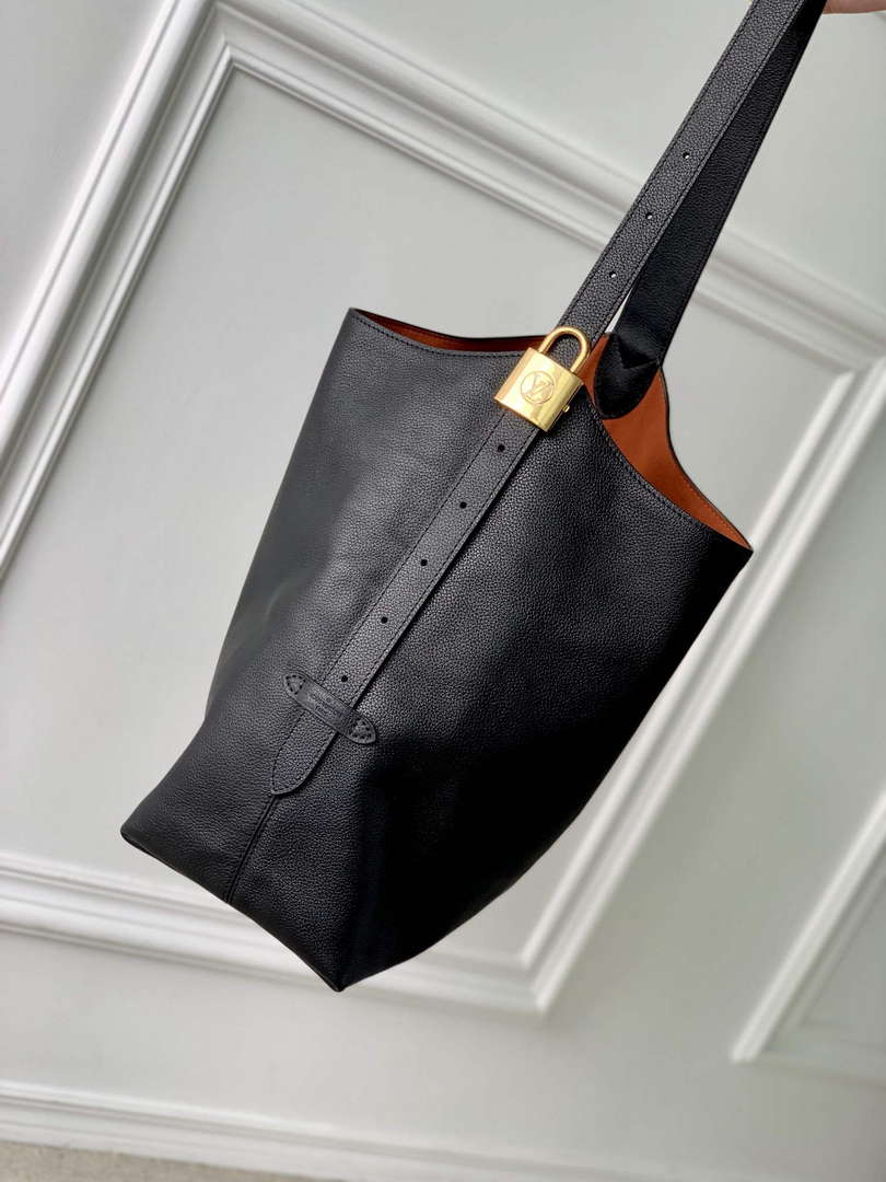 LV M24856 Louis Vuitton Low Key Hobo MM Handbag Black - Default Title - View 2