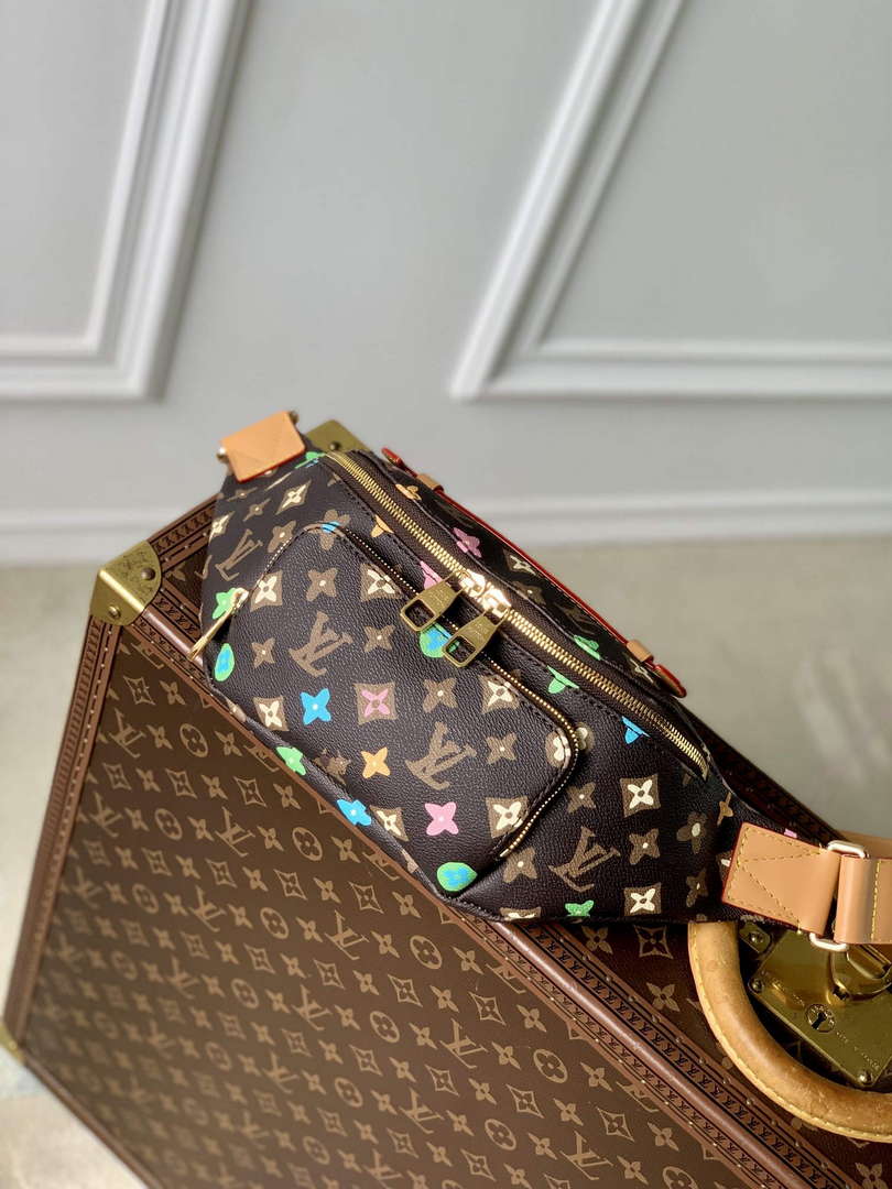 LV M24858 Louis Vuitton Rush Bumbag Chocolate - Default Title - View 1