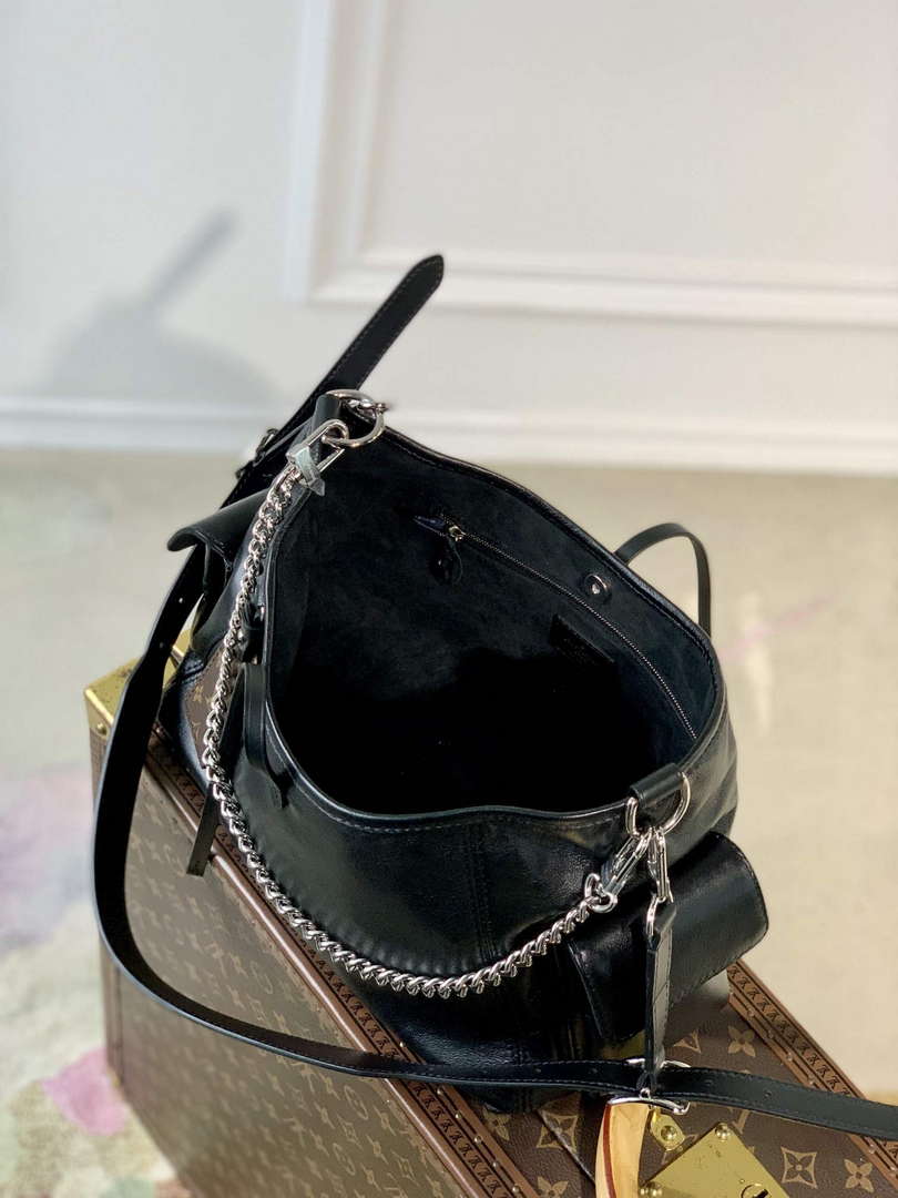 LV M24861 Louis Vuitton CarryAll Cargo PM Bag Black