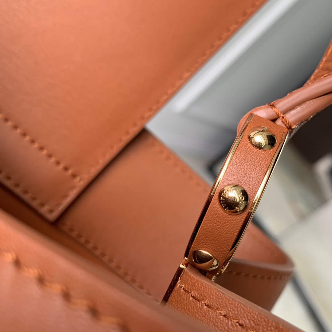 LV M24879 Louis Vuitton Capucines GM Souple Handbag Cognac - Default Title - View 7