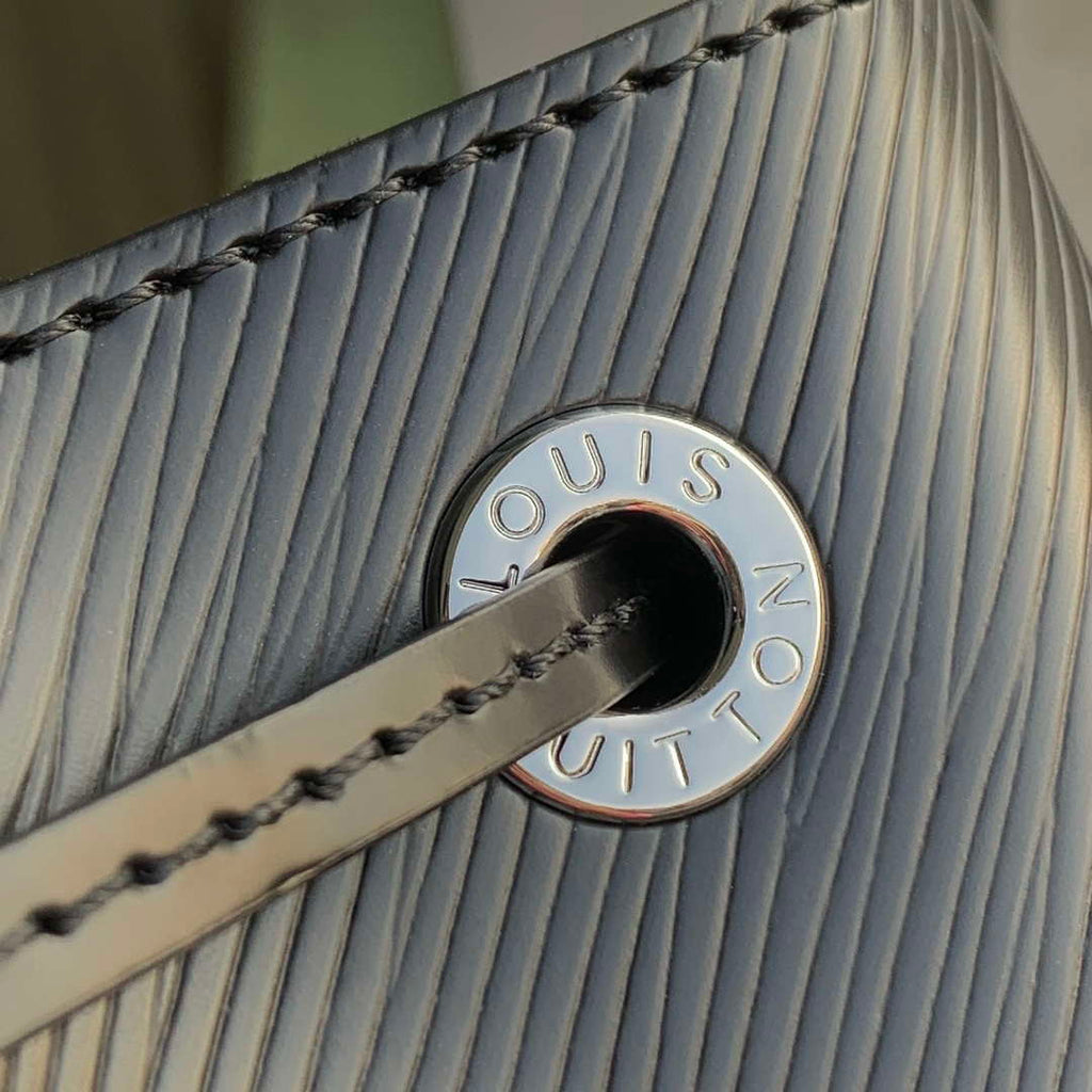 LV M24932 Louis Vuitton No¨¦ MM Bucket Bag Black