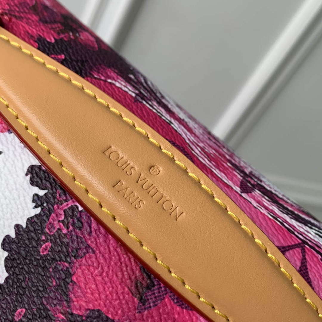 LV M24987 Louis Vuitton Rush Bumbag Pink