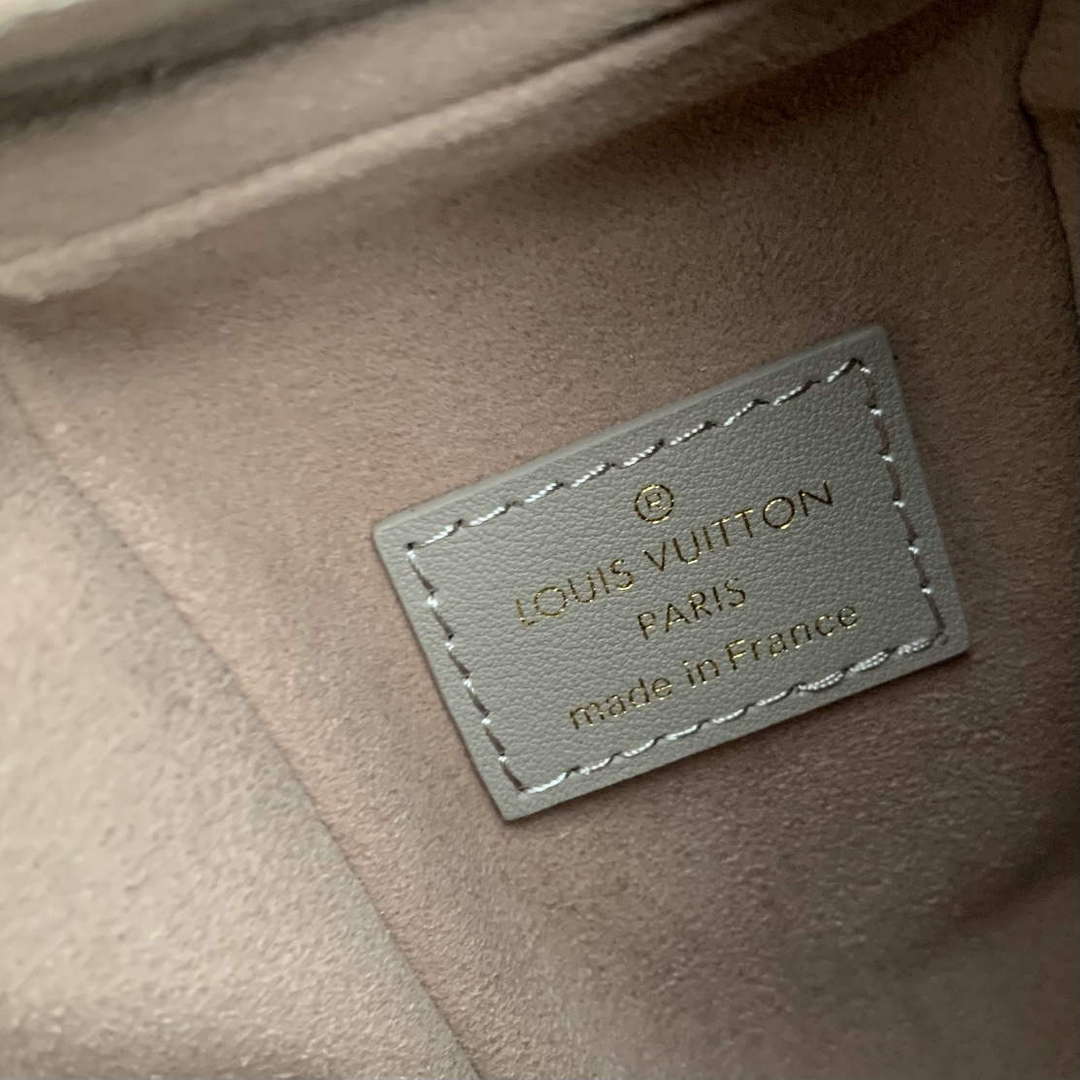 LV M25072 Louis Vuitton Side Trunk MM Handbag Taupe - Default Title - View 8