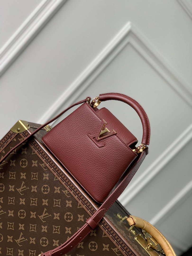 LV M25128 Louis Vuitton Capucines Mini Handbag Griotte Red - Default Title - View 1