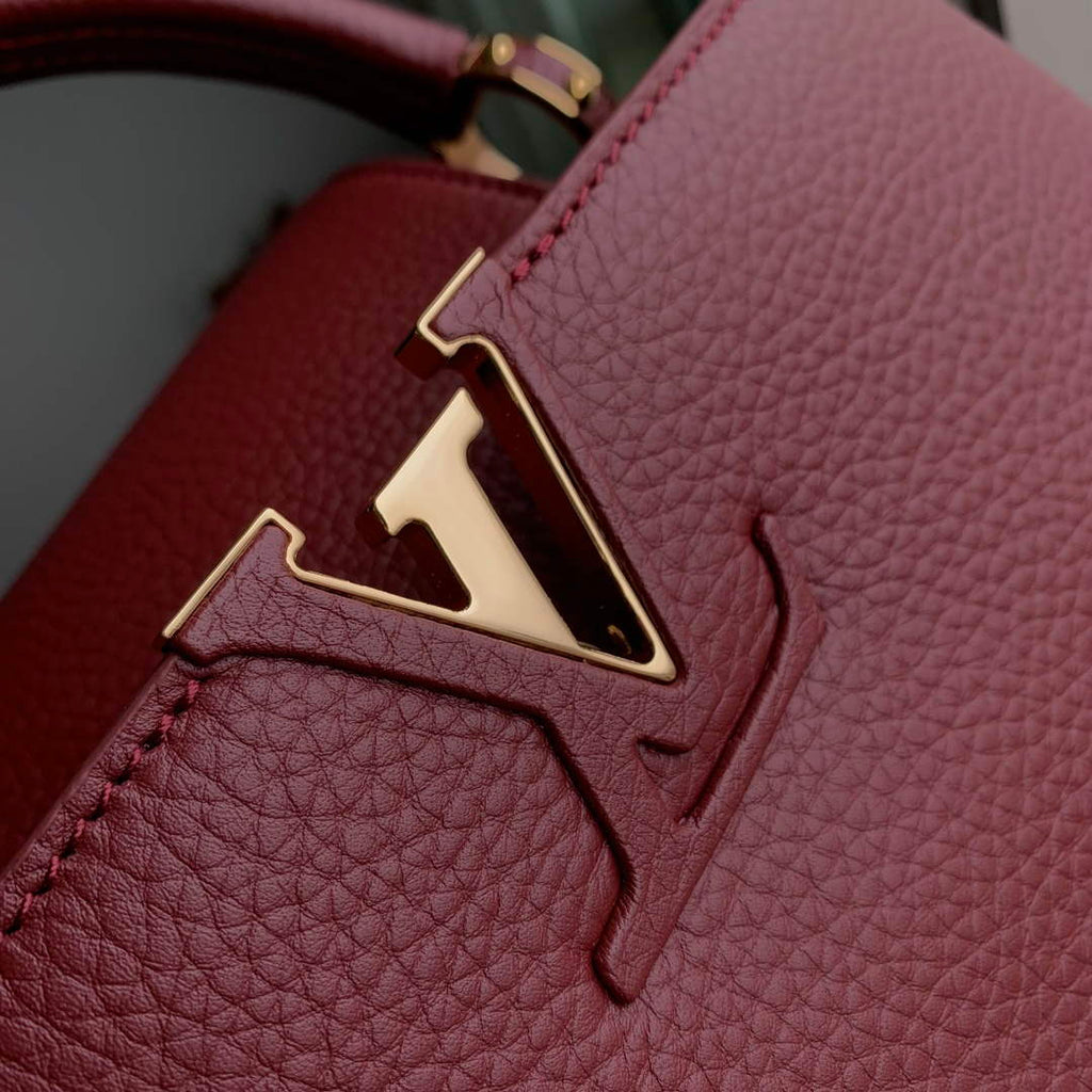 LV M25128 Louis Vuitton Capucines Mini Handbag Griotte Red