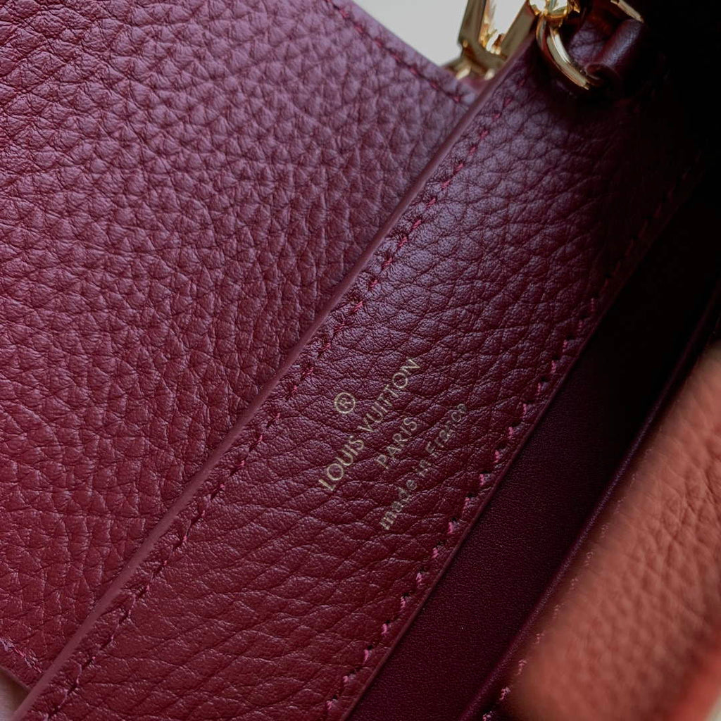 LV M25128 Louis Vuitton Capucines Mini Handbag Griotte Red