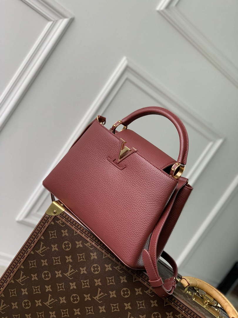 LV M25128 Louis Vuitton Capucines MM Handbag Griotte Red - Default Title - View 3