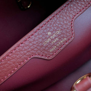 LV M25128 Louis Vuitton Capucines MM Handbag Griotte Red - Default Title - View 9