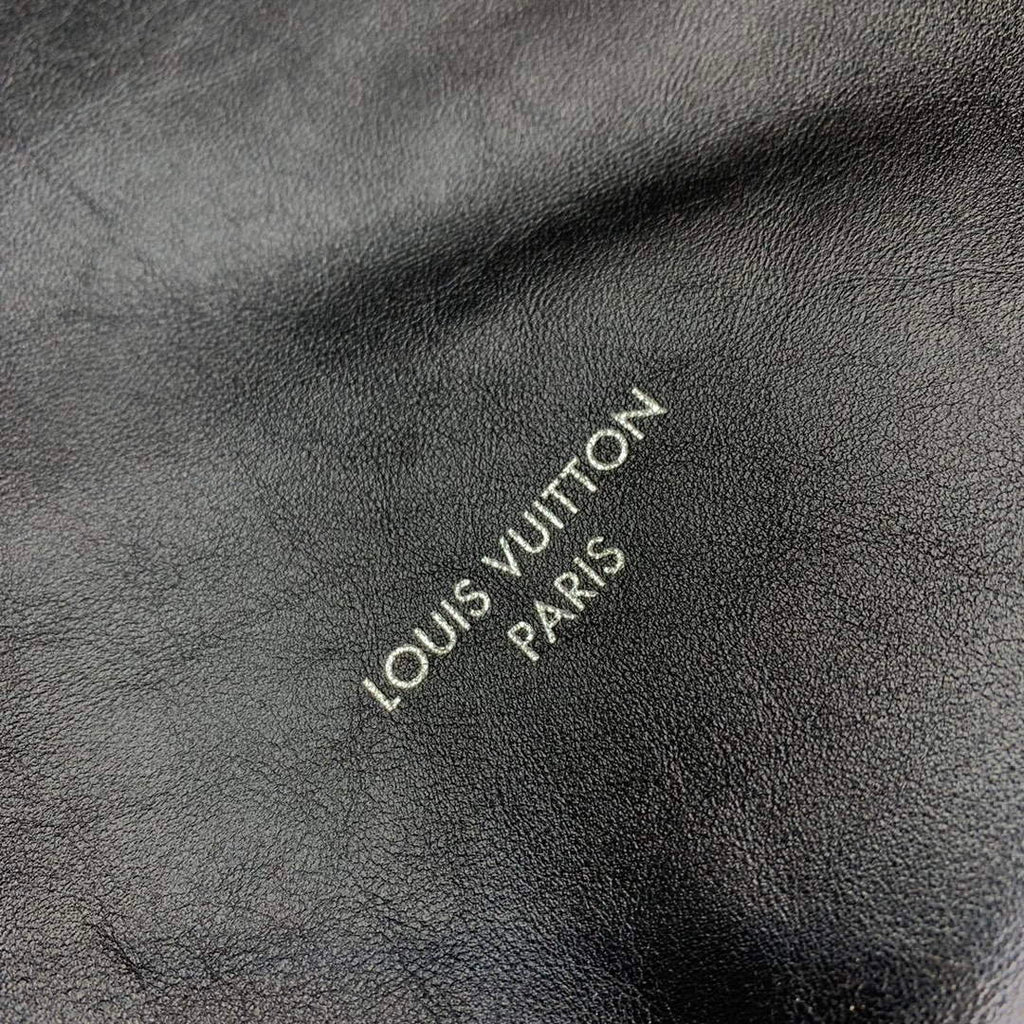 LV M25143 Louis Vuitton CarryAll Dark MM Handbag Black