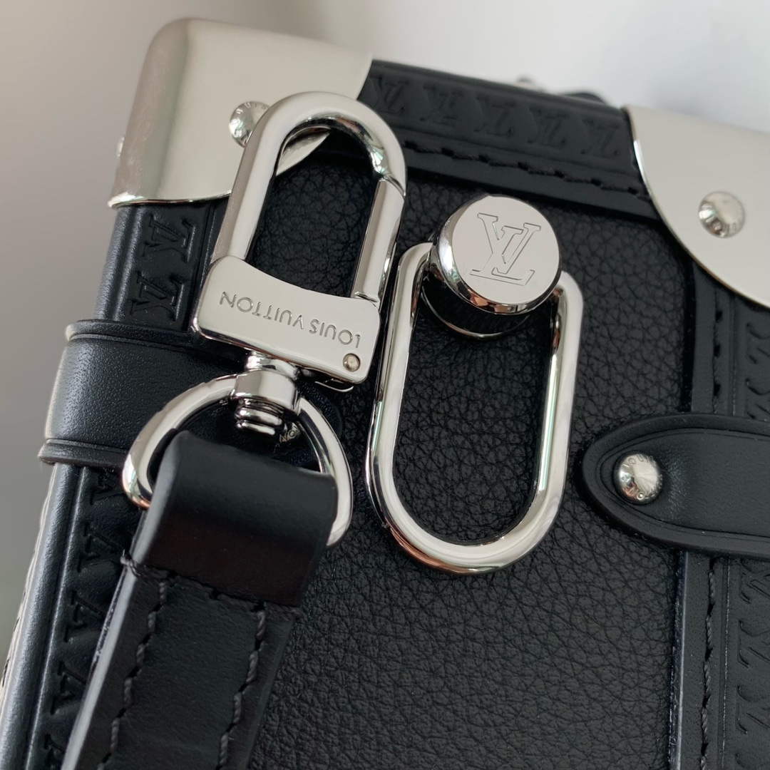 LV M25160 Louis Vuitton Side Trunk MM Handbag Black - Default Title - View 7