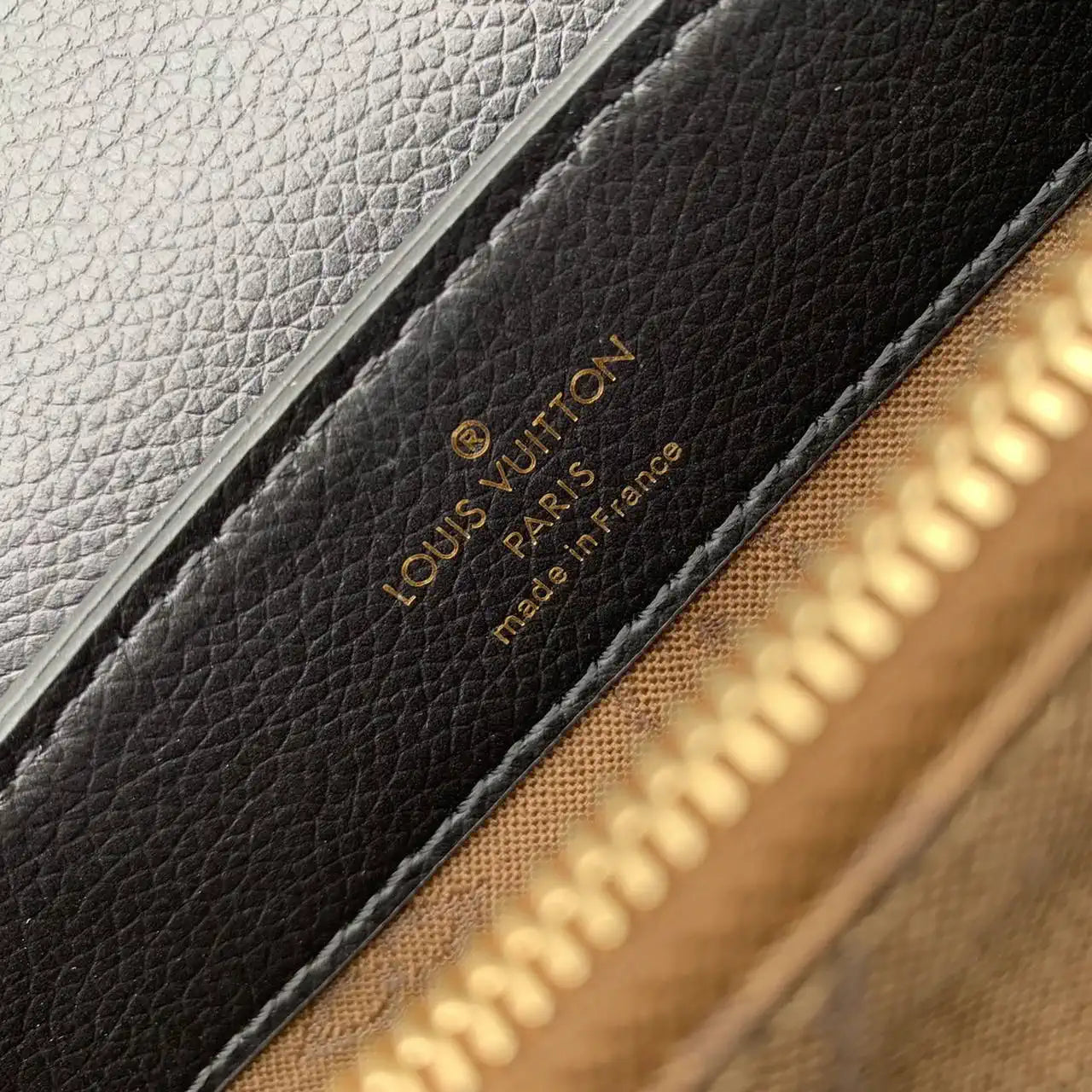 LV M25209 Louis Vuitton Dauphine Soft MM Bag Black