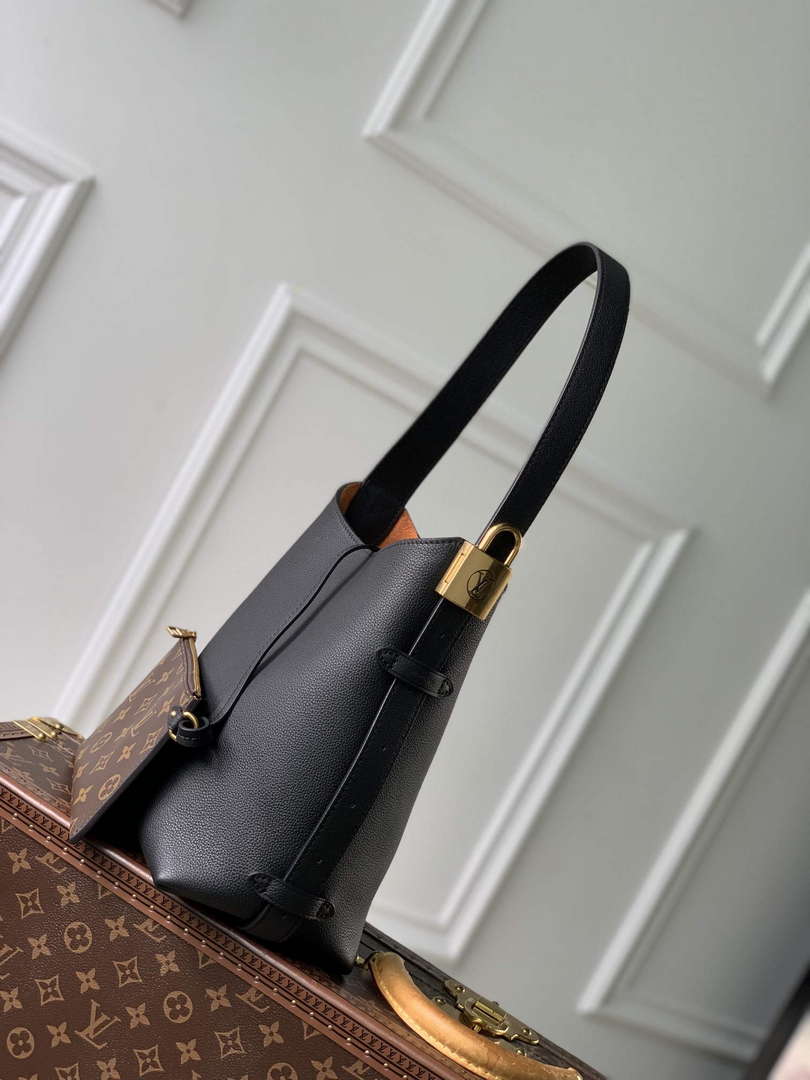 LV M25352 Louis Vuitton Low Key Hobo PM Bag Black - Default Title - View 2